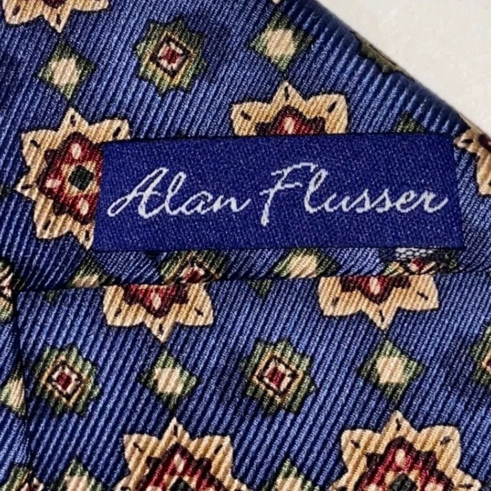 Alan Flusser Mens Blue Silk Geometric Medallion Hand Made Necktie Classic Tie